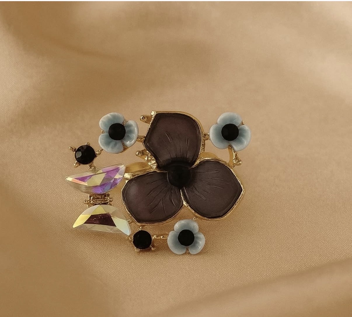 Fancy LadiesRing